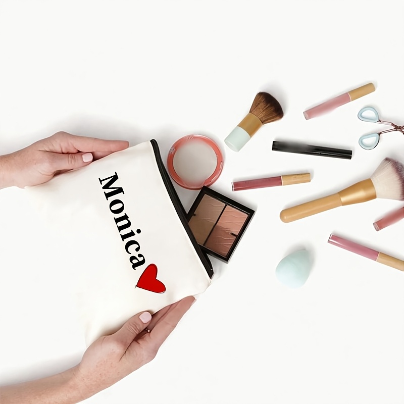 赤いハートの装飾が施された、名前入りのオリジナルメイクアップ - Beauty Makeup Events のレビューと価格